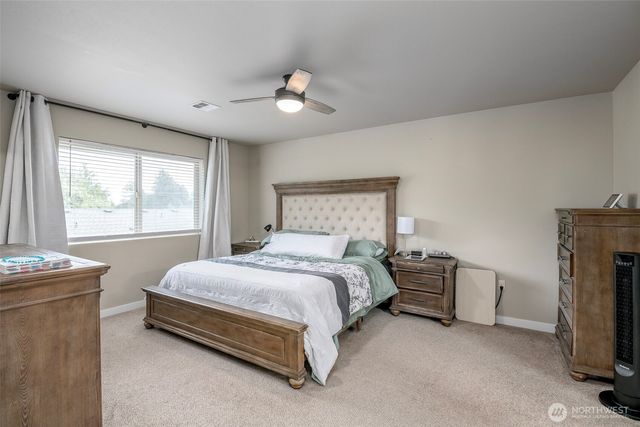 1941 Hardway Lane, Bremerton, WA 98312
