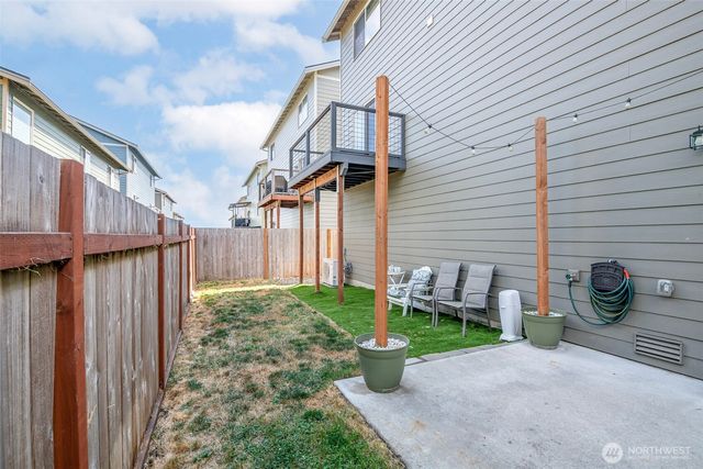 1941 Hardway Lane, Bremerton, WA 98312