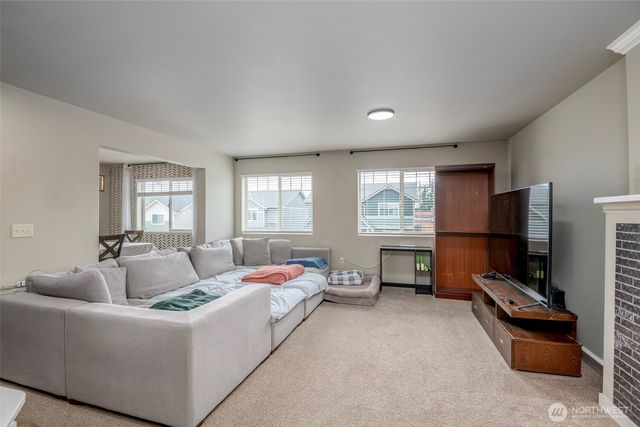 1941 Hardway Lane, Bremerton, WA 98312