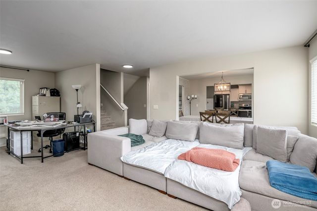 1941 Hardway Lane, Bremerton, WA 98312