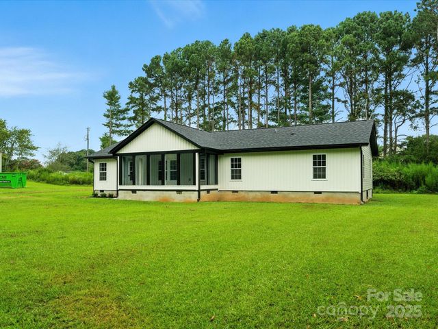 6205 Richburg Road, Great Falls, SC 29055