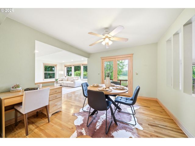 8702 Ne 42ND Ct, Vancouver, WA 98665