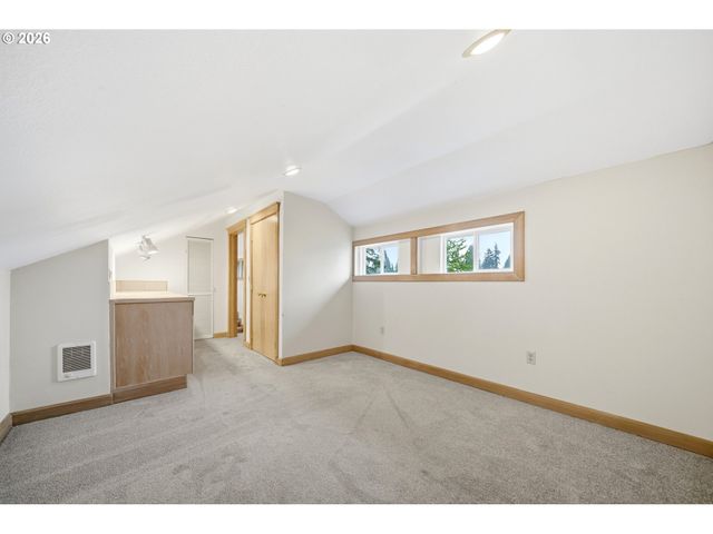 8702 Ne 42ND Ct, Vancouver, WA 98665