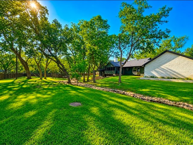 1 River Hills Drive, Denison, TX 75020