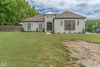 1824 N culberhouse, Jonesboro, AR 72401