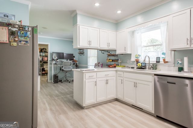 1249 Riverdale Drive, Waycross, GA 31503