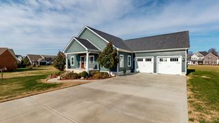 102 Cannonball Ct, Winchester, TN 37398