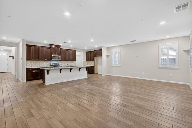 9223 Sweet Acacia Way, Sacramento, CA 95829