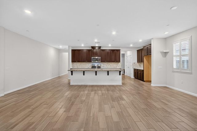 9223 Sweet Acacia Way, Sacramento, CA 95829