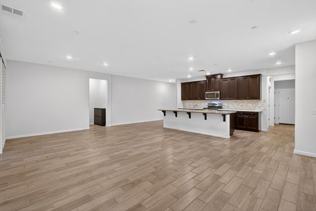 9223 Sweet Acacia Way, Sacramento, CA 95829