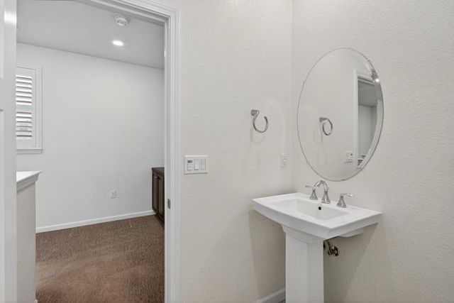 9223 Sweet Acacia Way, Sacramento, CA 95829