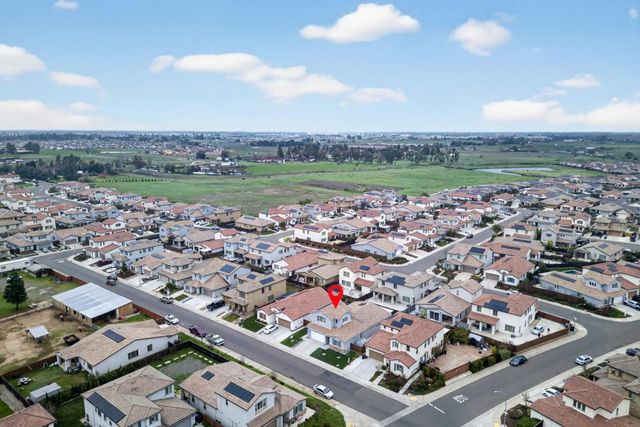 9223 Sweet Acacia Way, Sacramento, CA 95829