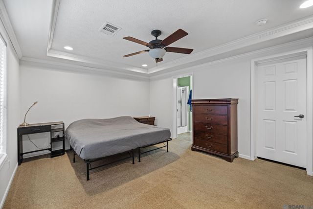 23611 Riley Rd, Pride, LA 70770