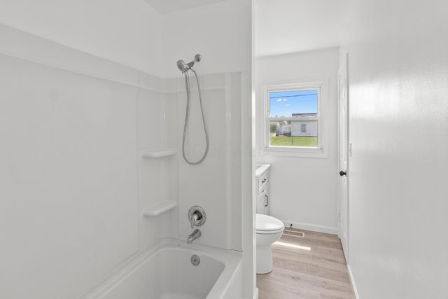 1099 Secrest Avenue, Columbus, OH 43207