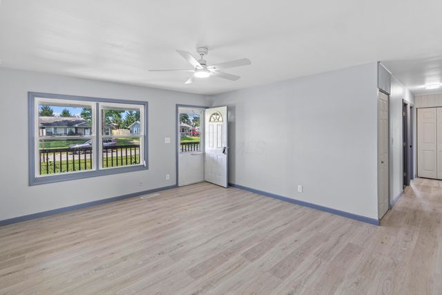 1099 Secrest Avenue, Columbus, OH 43207