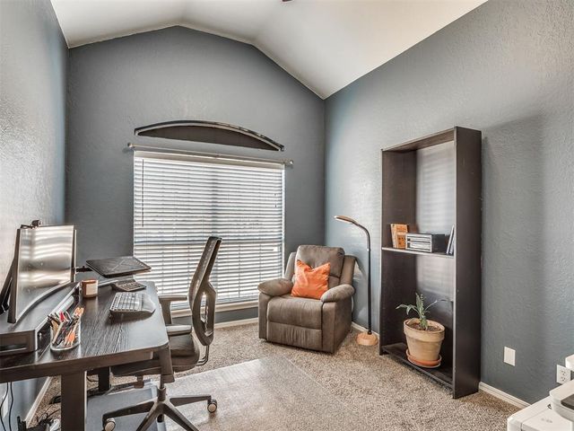 17204 Valley Crest, Edmond, OK 73012