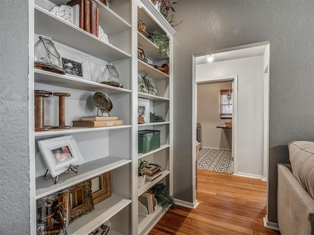 17204 Valley Crest, Edmond, OK 73012