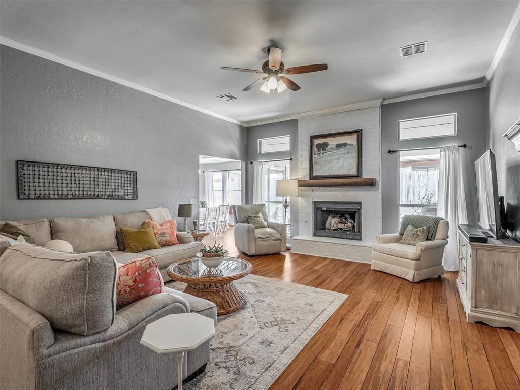 17204 Valley Crest, Edmond, OK 73012