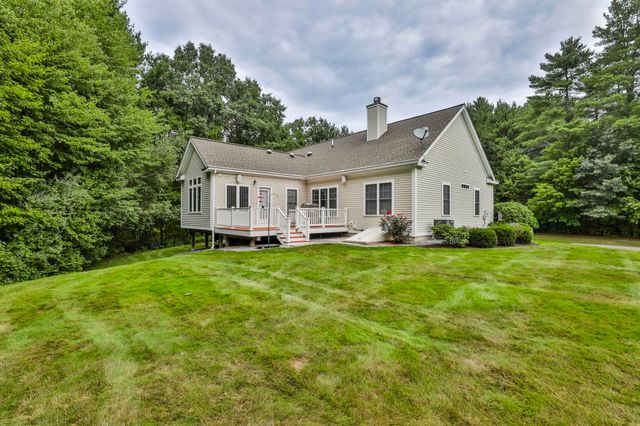 14 Hancock Drive, Bedford, NH 03110