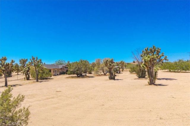 56810 Chipmunk Trail, Yucca Valley, CA 92284
