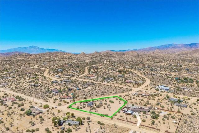 56810 Chipmunk Trail, Yucca Valley, CA 92284
