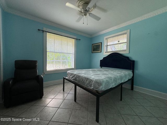 840 Cortland Avenue NW, Palm Bay, FL 32907