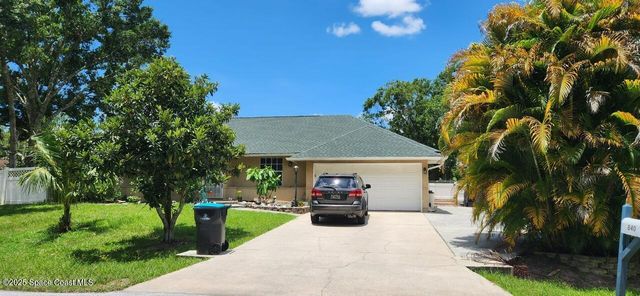 840 Cortland Avenue NW, Palm Bay, FL 32907