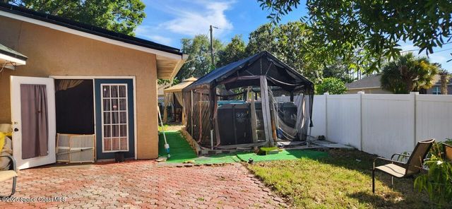 840 Cortland Avenue NW, Palm Bay, FL 32907