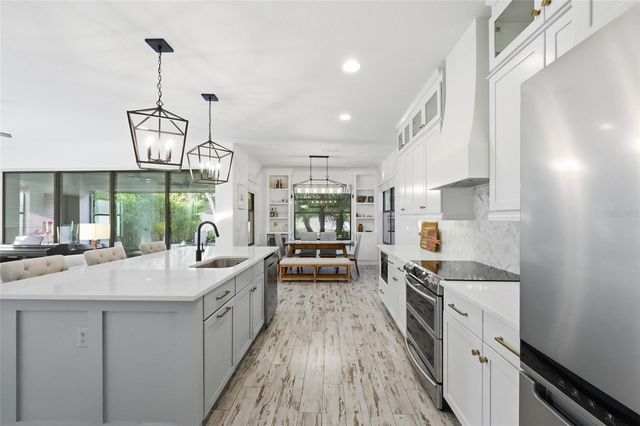 1033 WILKS AVENUE, Orlando, FL 32809