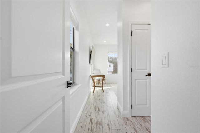 1033 WILKS AVENUE, Orlando, FL 32809