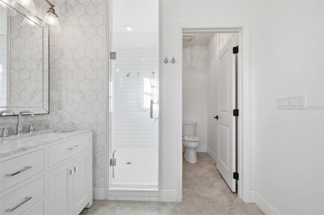 1033 WILKS AVENUE, Orlando, FL 32809