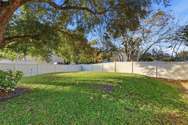 1033 WILKS AVENUE, Orlando, FL 32809