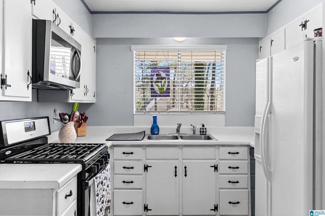 3416 LAUREL VIEW LANE, Hoover, AL 35216