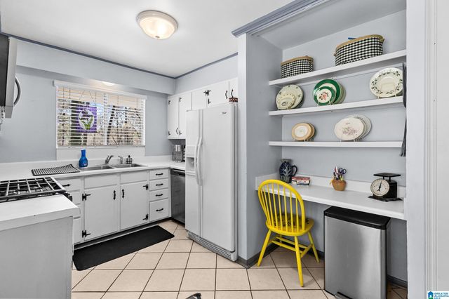 3416 LAUREL VIEW LANE, Hoover, AL 35216