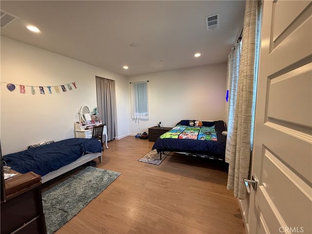 13042 Lancaster, Hesperia, CA 92344