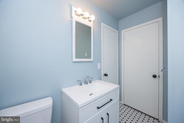 44 MATTHEW DR, Hamilton, NJ 08690