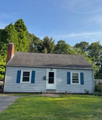 36 Nye Street, Manchester, CT 06040