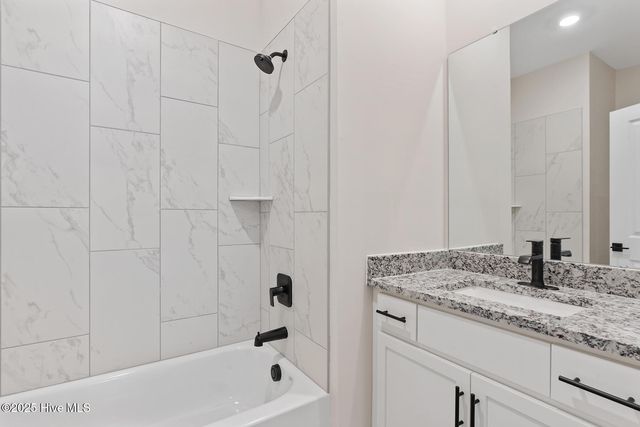 146 S Umbrella Palm Drive, Hampstead, NC 28443