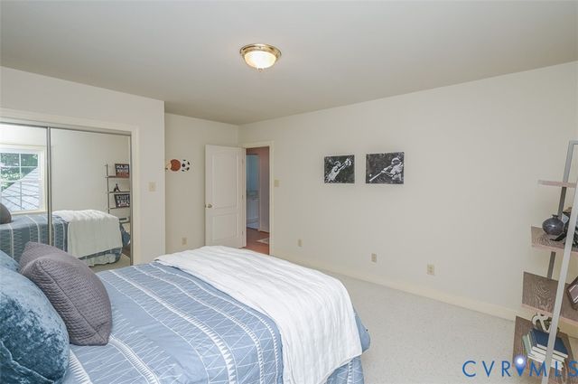 2825 Oak Point Ln, Henrico, VA 23233