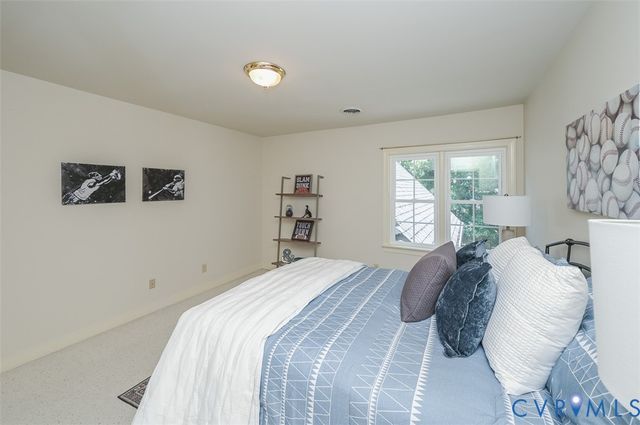 2825 Oak Point Ln, Henrico, VA 23233