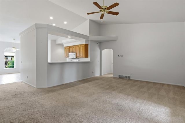 1807 Pine Park Drive, Eau Claire, WI 54701