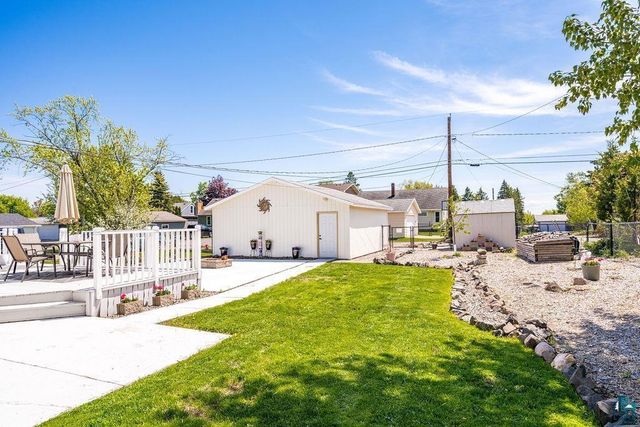 4604 Glenwood Street, Duluth, MN 55804
