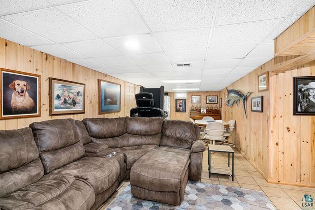 4604 Glenwood Street, Duluth, MN 55804