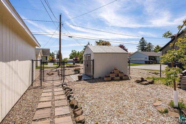 4604 Glenwood Street, Duluth, MN 55804