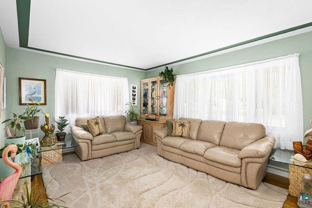 4604 Glenwood Street, Duluth, MN 55804