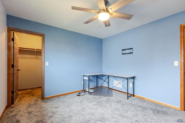 722 RADIAL LN, Box Elder, SD 57719