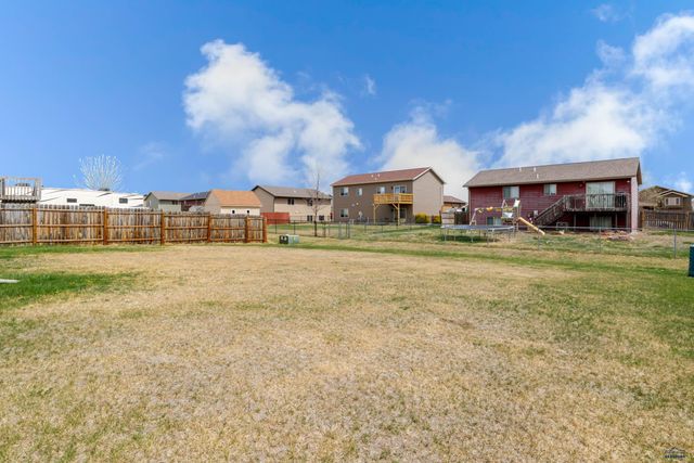 722 RADIAL LN, Box Elder, SD 57719