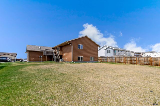722 RADIAL LN, Box Elder, SD 57719