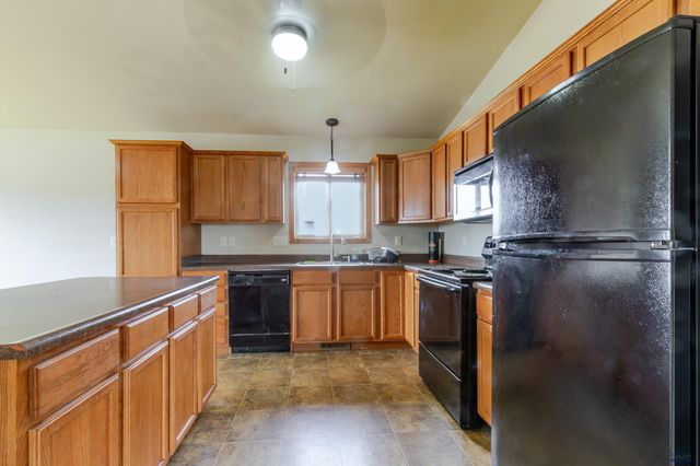 722 RADIAL LN, Box Elder, SD 57719