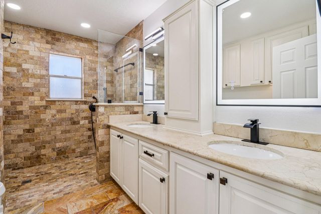 7114 Bayou Forest Drive, Houston, TX 77088